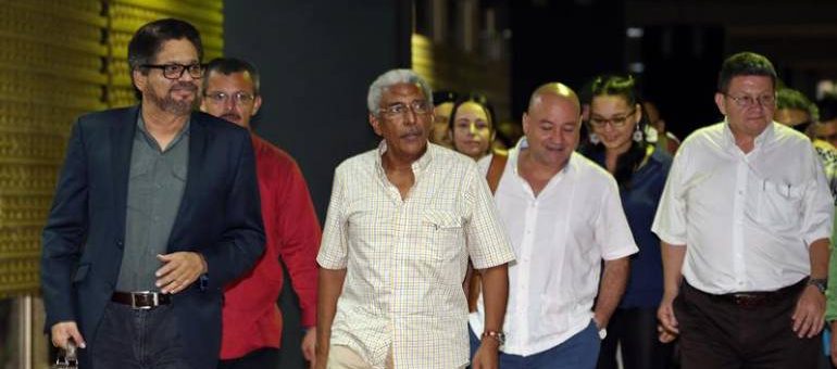 Iglesia califica como positiva pedagogía con las Farc para explicar los diálogos de paz
