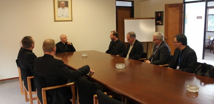 Comitiva de Aquisgrán se reúne con representantes de la Comisión de Conciliación Nacional